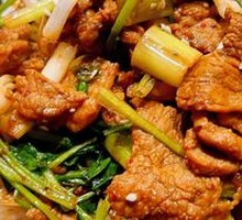 Beijing-style Grilled Meat on Iron Skillet