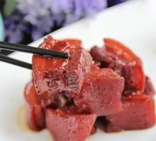 Braised Pork Belly with Greens and Steamed Buns