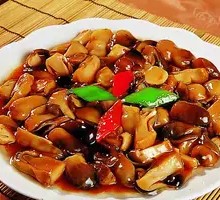 Braised Straw Mushrooms with Garlic