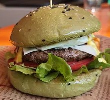 SpongeBob Pineapple Beef Burger