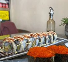 Crab Roe Sushi Boat