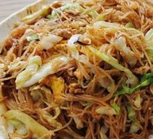Egg and Bok Choy Fried Rice Noodles
