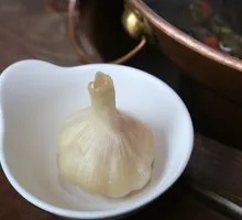 Sweet Pickled Garlic