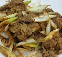 Scallion Stir-Fried Lamb