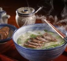 Clear Soup Beef Noodles