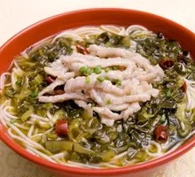 Pickled Mustard Greens with Pork Noodles
