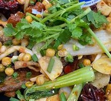 Spicy Sichuan Hot Pot - Medium辣