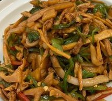 Stir-fried Bamboo Shoots with Pork Strips