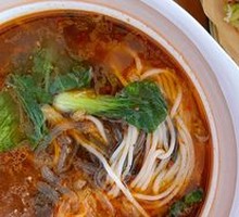 Stewed Three Fresh Vegetables in Clay Pot