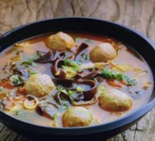 Old Jar Sichuan Pickled Cabbage Beef Meatball Noodles