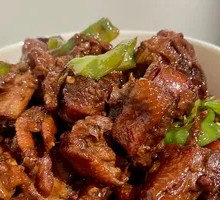 Zhi Wei Spicy Stir-Fried Local Chicken