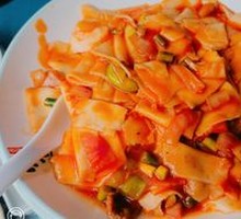 Xinjiang Noodle片 with Green Tea