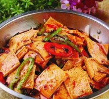 Spicy Pot-Braised Tofu with Leaves