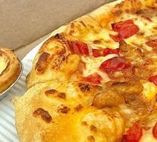 Classic Italian Meat Sauce Pizza