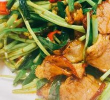 Stir-fried Water Bamboo with Preserved Meat