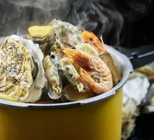 Steamed Oysters in Clay Pot