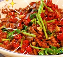 Stir-Fried Beef with Yellow Onion