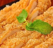 Golden Crispy Chicken Cutlet