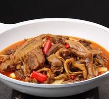 Brewed Duck in Clay Pot