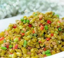 Minced Pork with Sour Beans