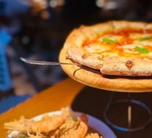 Classic Margherita Pizza