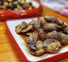 Spicy Stir-Fried Large Clams