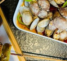 Spicy Stir-Fried Clams