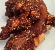 Charcoal-Grilled Pork Trotter