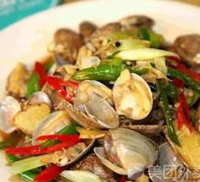 Spicy Stir-Fried Clams