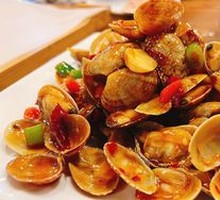 Spicy Stir-Fried Clams