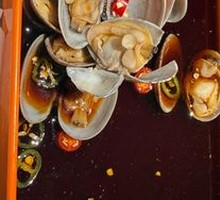 Spicy Stir-Fried Clams
