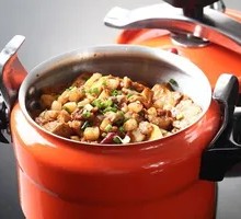 Braised Pork with Quail Eggs Rice