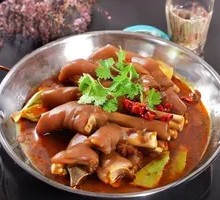 Spicy Braised Lamb Trotters