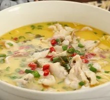 Sour Cabbage Roasted Carp