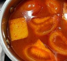 Fresh Tomato Hot Pot