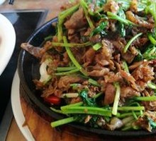 Sizzling Lamb Stir-Fry