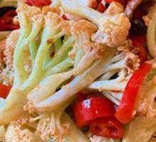 Spicy Stir-Fried Organic Cauliflower