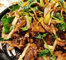 Sour Stir-Fried Egg with Wood Ear Mushrooms