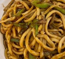 Stir-Fried Pork with Green Pepper Noodles