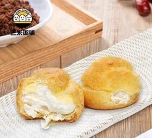 Ice Heart Cream Puff