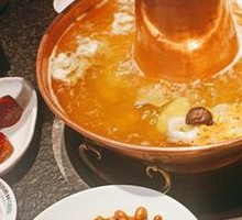 Mountain Spring Clear Soup Pot