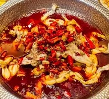 Signature Frog Legs Hot Pot