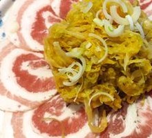 Braised Pork Belly with Sour Cabbage