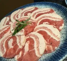Traditional Thin-Sliced Pork Belly
