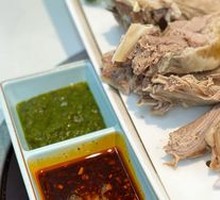 Hand-grabbed Lamb from Tan Sheep