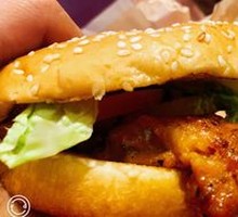 Fruitwood-Flavored Chicken Burger