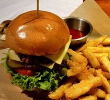 North Mountain Beef Cheese Burger