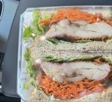 Lemon Chicken Leg Sandwich