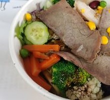 Pan-Seared Steak & Chicken Breast Salad