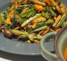 Stir-fried Wild Mushrooms with Holy Basil